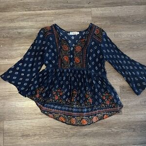 ♡ Lapogee Floral Bohemian Navy Top